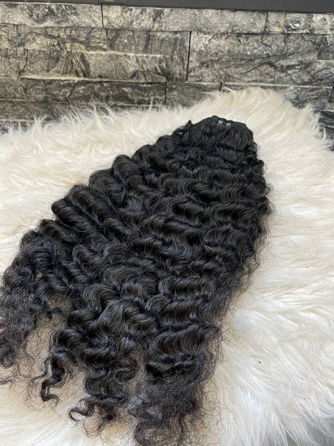 Burmese Curly Bundle Deals - Cashmere Velvet HairBurmese Curly Bundle DealsCashmere Velvet Hair