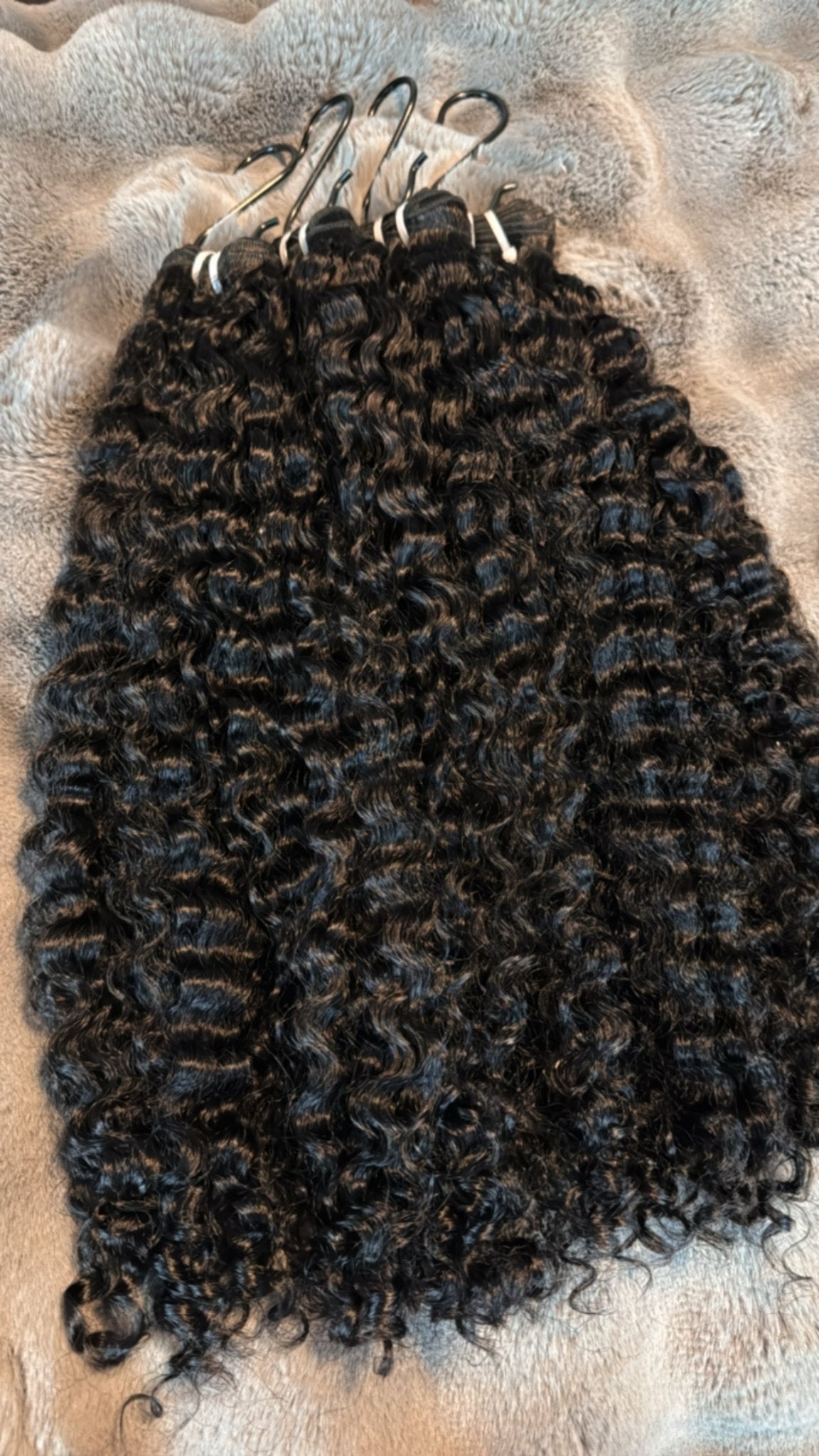 Burmese Curly Bundle Deals - Cashmere Velvet HairBurmese Curly Bundle DealsCashmere Velvet Hair